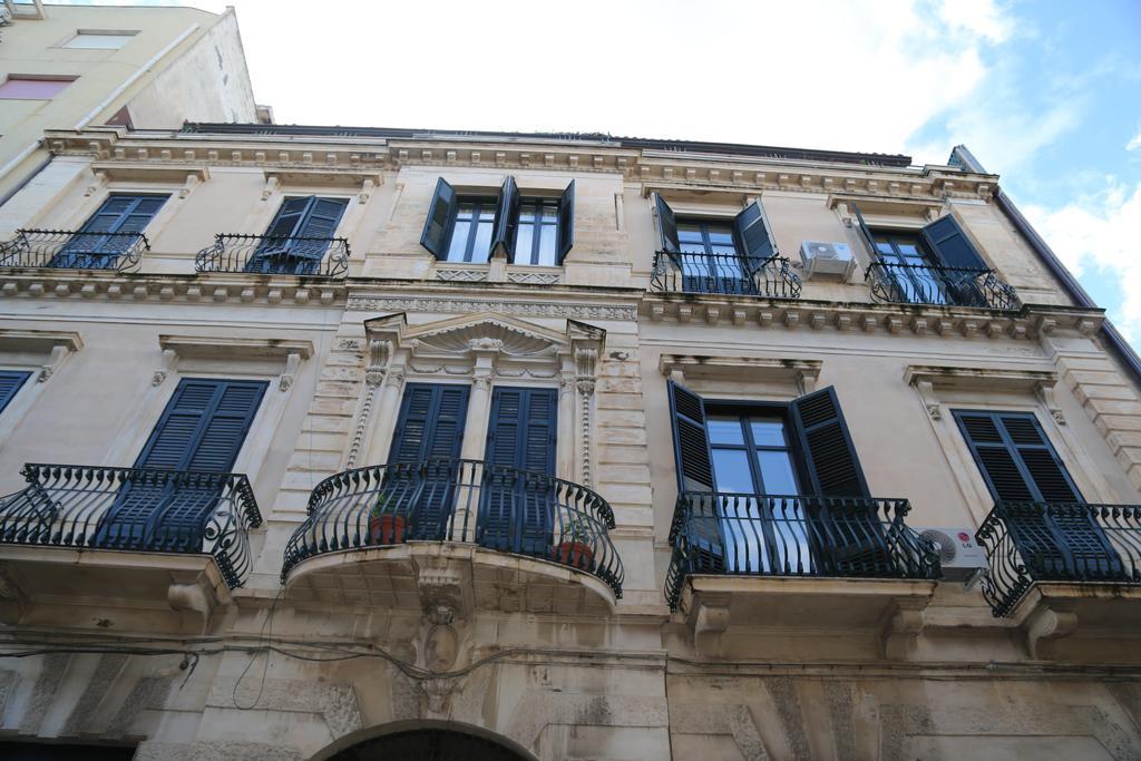 B&B La Vetreria Almarù Catane Extérieur photo